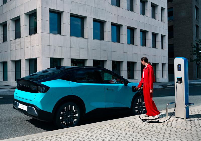 Carregamento p�blico Nissan LEAF