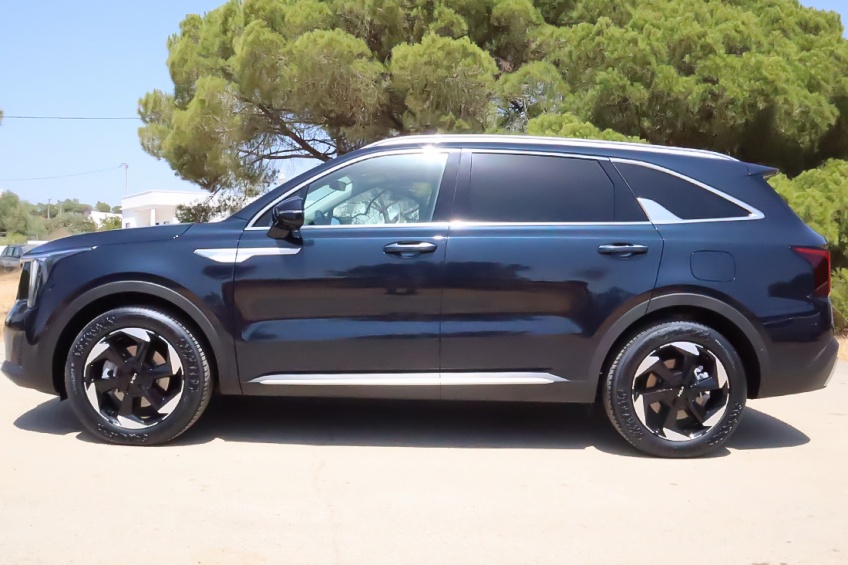 Kia SORENTO 1.6T-GDi HEV 7L 2WD 6AT CONCEPT+SRF