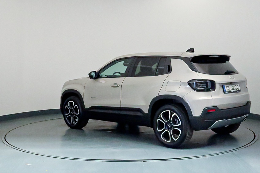 Jeep AVENGER MHEV SUMMIT