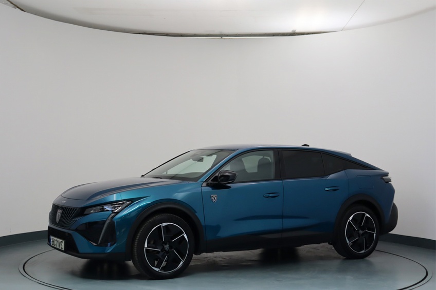 Peugeot 408 GT Plug-In Hybrid