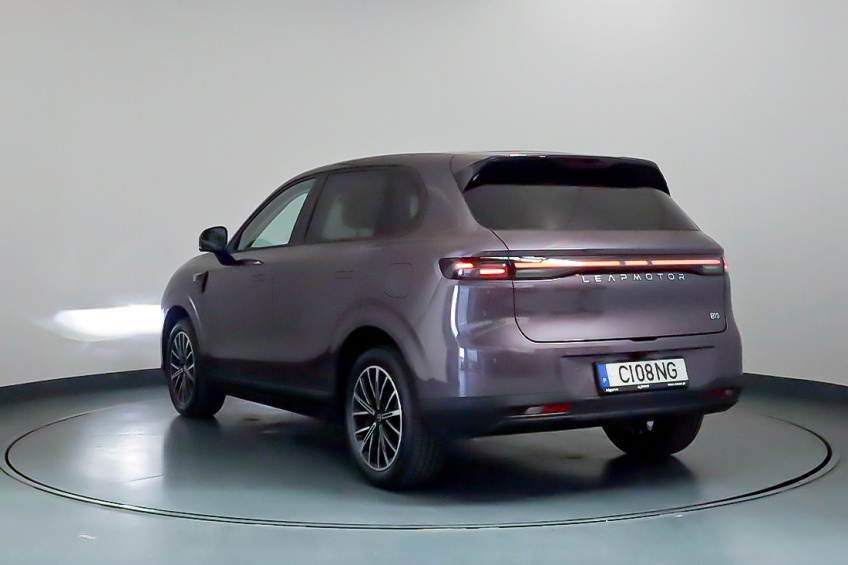 Leapmotor B10 Design Reev