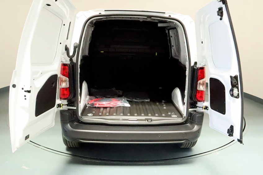 Peugeot E-PARTNER STANDARD ELETRICO 136CV - BATERIA 50KWH