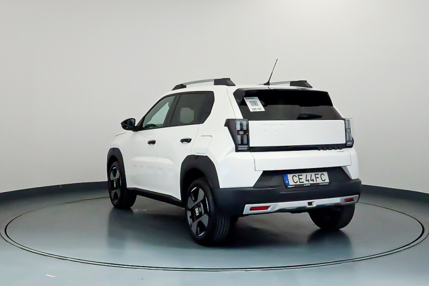 Fiat GRANDE PANDA  LA PRIMA