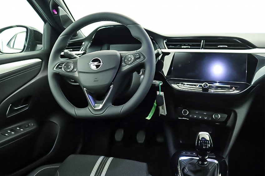 Opel CORSA GS