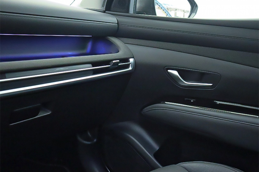 Hyundai TUCSON HYBRID