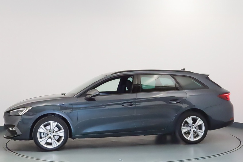 Seat LEON ST 1.5 E-HYBRID PLUG-IN  DSG FR PLUS 6V AUTONOMIA AT� 131 KM