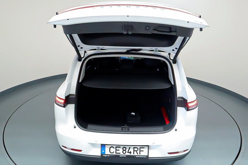 Leapmotor C10 DESIGN REEV