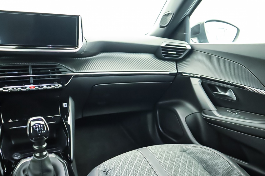 Peugeot 2008 ALLURE 1.2 GASOLINA 100CV