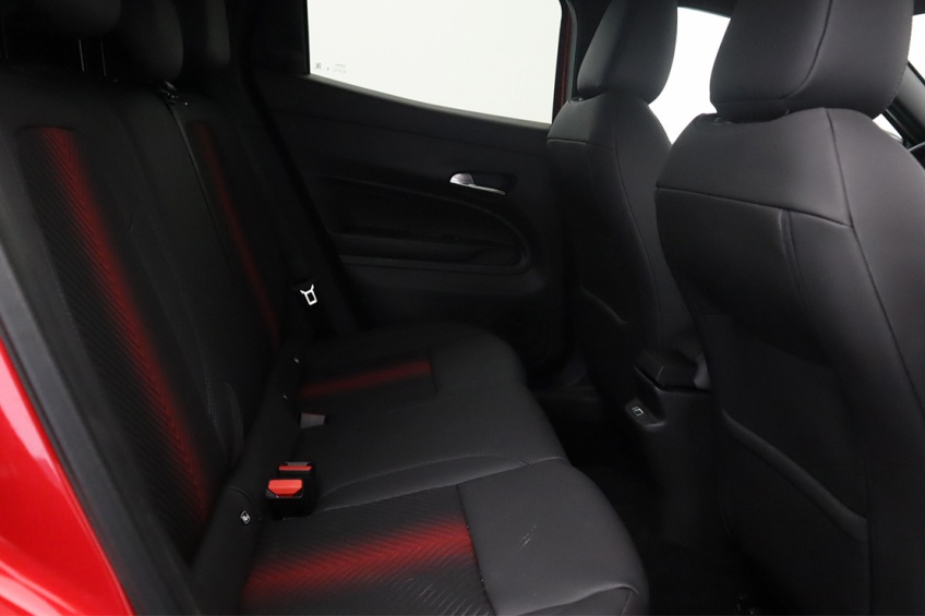 Alfa Romeo Junior Elettrica Speciale 156Cv 50kWh FWD