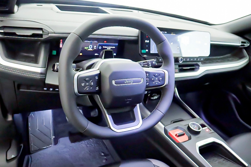 Jeep Compass Summit