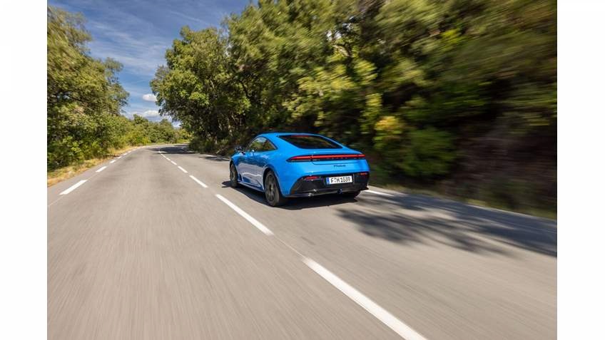 HONDA REINTRODUZ O IC�NICO NOME PRELUDE COMO COUP� DESPORTIVO H�BRIDO NA EUROPA AP�S 25 ANOS