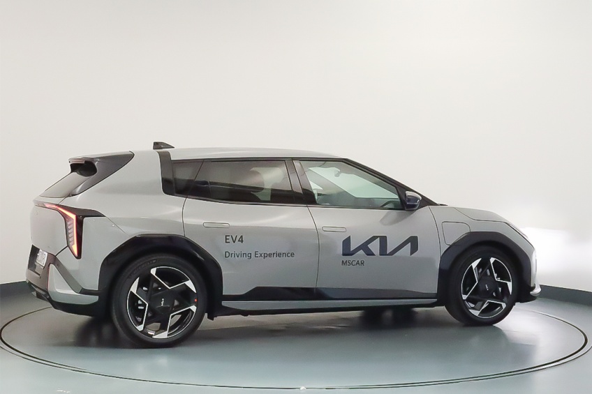 Kia EV4 GT LINE 81,4kWh