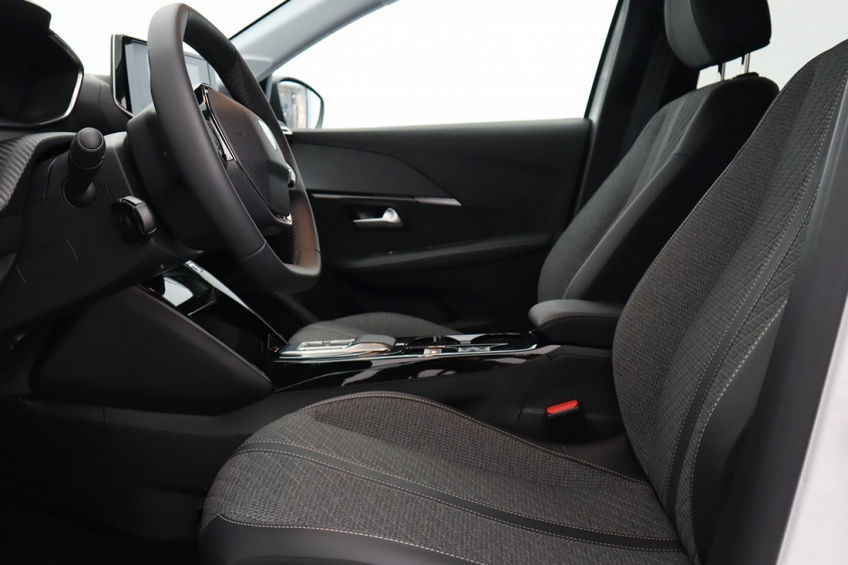 Peugeot E-208 STYLE EL�TRICO