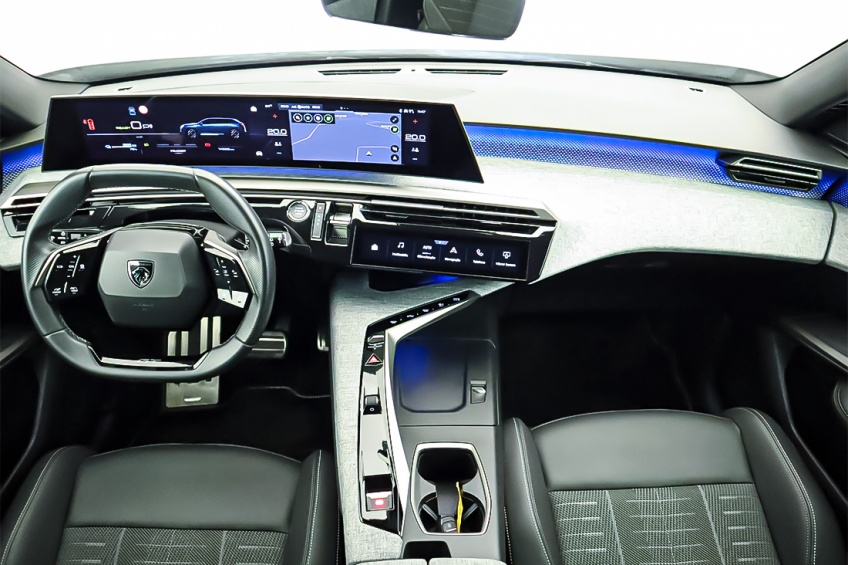 Peugeot E-5008 GT ELETRICO 210CV - BATERIA 73KWH