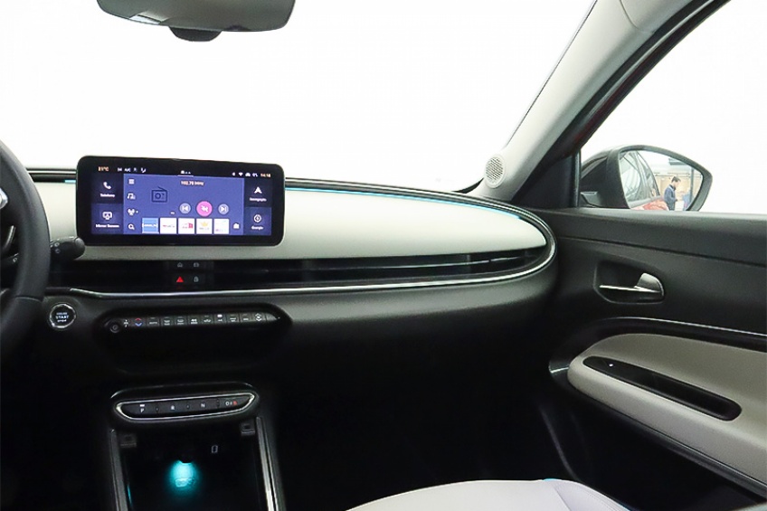 Fiat 600E EL�TRICO LA PRIMA