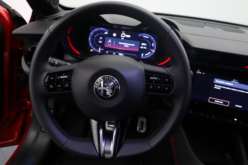 Alfa Romeo Junior Elettrica Speciale 156Cv 50kWh FWD