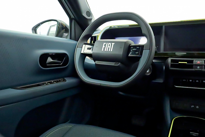 Fiat GRANDE PANDA  LA PRIMA