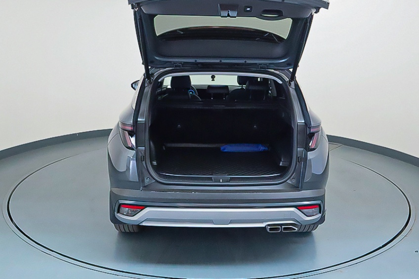 Hyundai TUCSON HYBRID