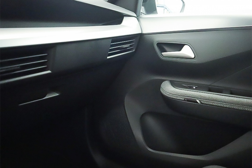 Opel Frontera Electric ER GS 83kW | Bat. 54kWh