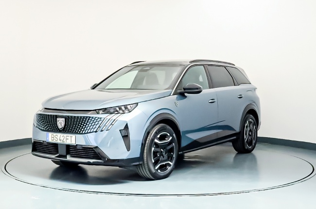 Peugeot E-5008 GT ELETRICO 210CV - BATERIA 73KWH