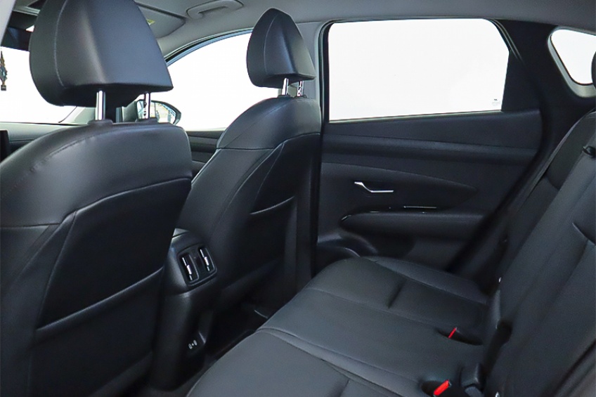 Hyundai TUCSON HYBRID