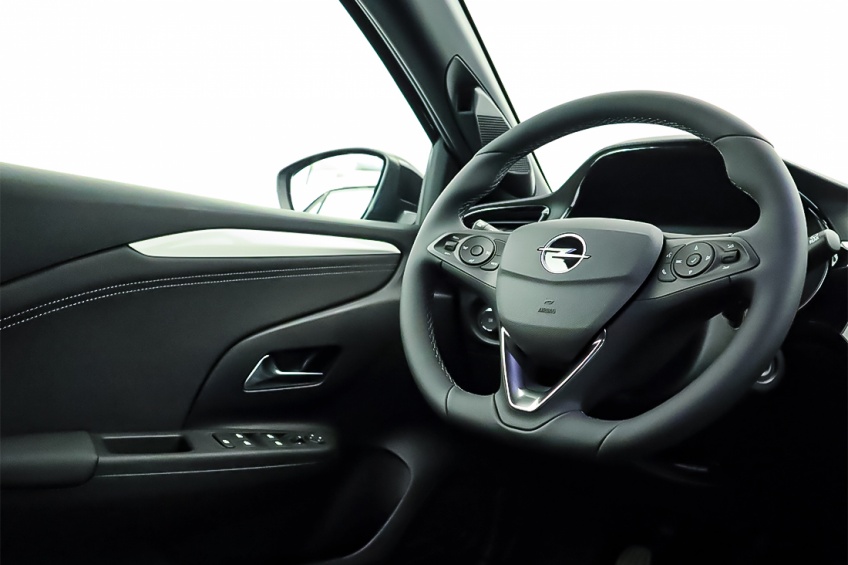 Opel CORSA GS