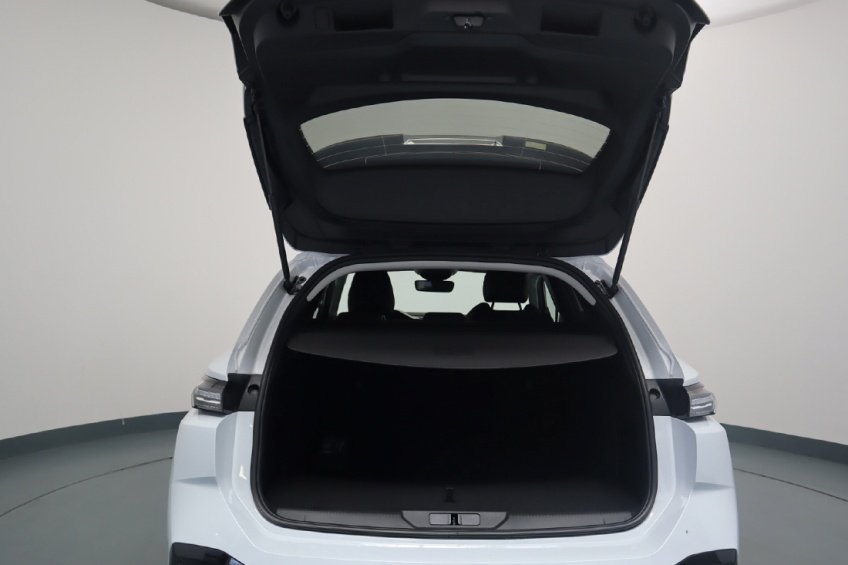 Peugeot 308SW ALL HYB 136CV e-DCS6