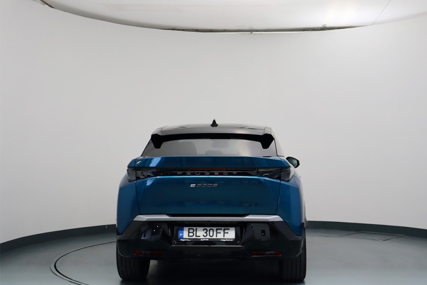 Peugeot E-3008 GT EL�TRICO 210CV 157KW BATERIA 73KWh