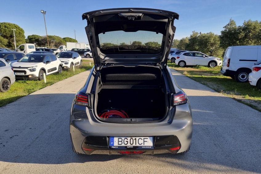 Peugeot e-208 Allure Pack 50 KWh 136 Cv