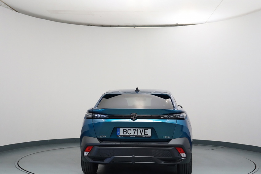 Peugeot 408 GT Plug-In Hybrid