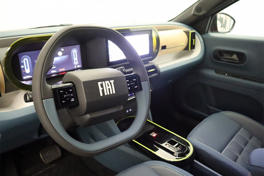 Fiat GRANDE PANDA LA PRIMA H�BRIDO