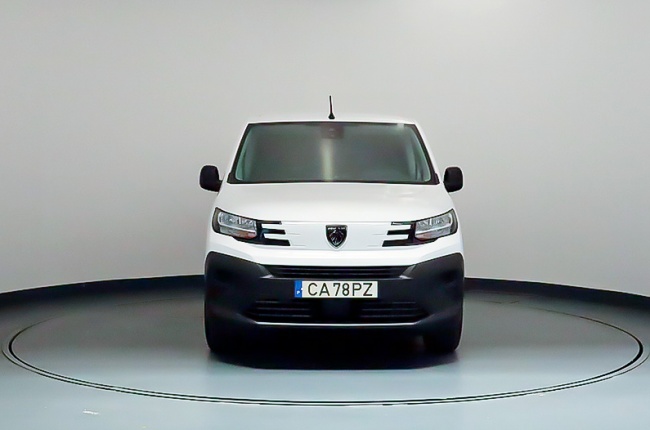 Peugeot E-PARTNER STANDARD ELETRICO 136CV - BATERIA 50KWH