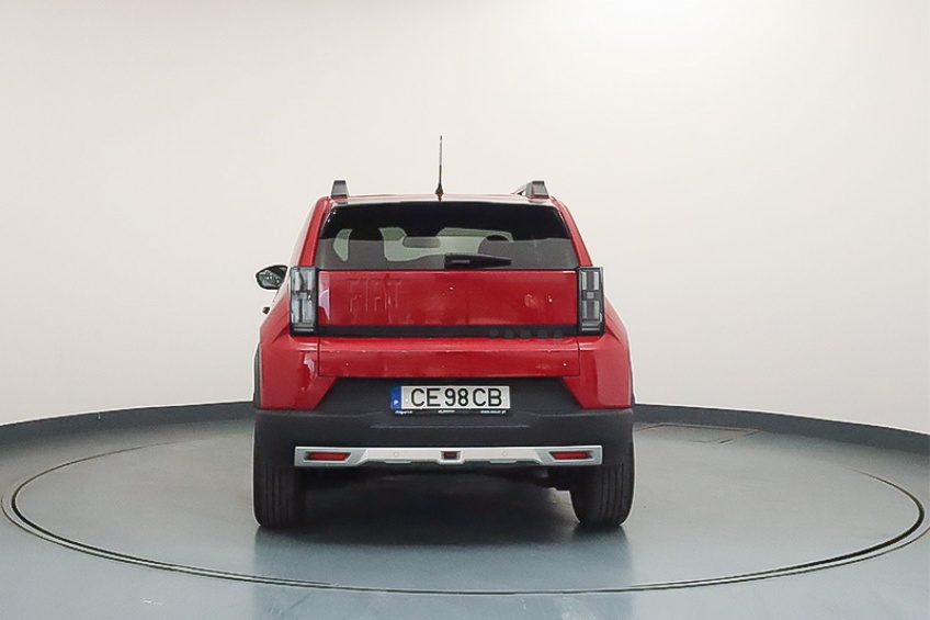 Fiat GRANDE PANDA LA PRIMA H�BRIDO