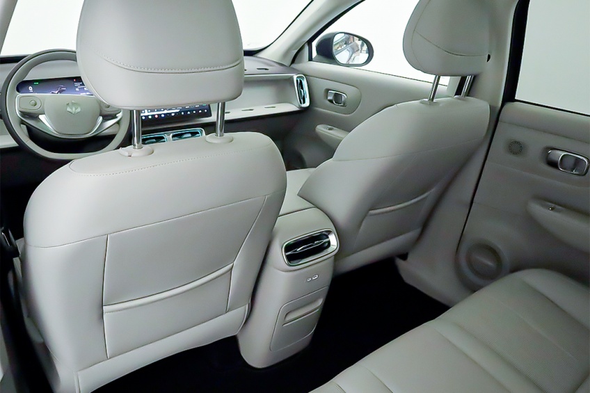 Leapmotor B10 Design Reev