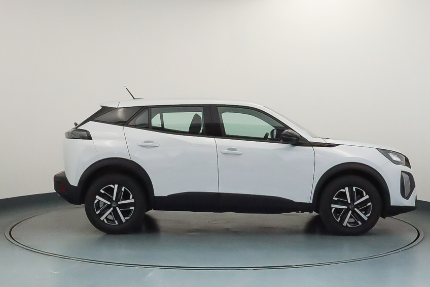 Peugeot 2008 STYLE 1.2 100 CV 5P