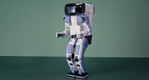 Robot humanoide b�pede Honda P2 reconhecido como �Milestone� do IEEE