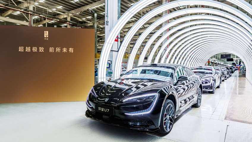 BYD celebra produ��o de 13 milh�es de ve�culos movidos a novas energias