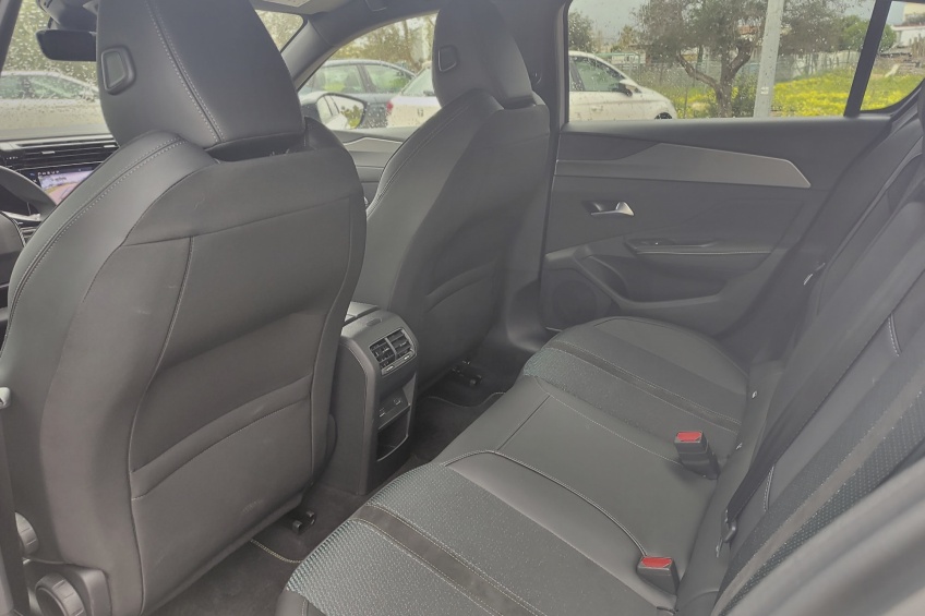 Peugeot 308 E First Edition 54KWh 156 Cv