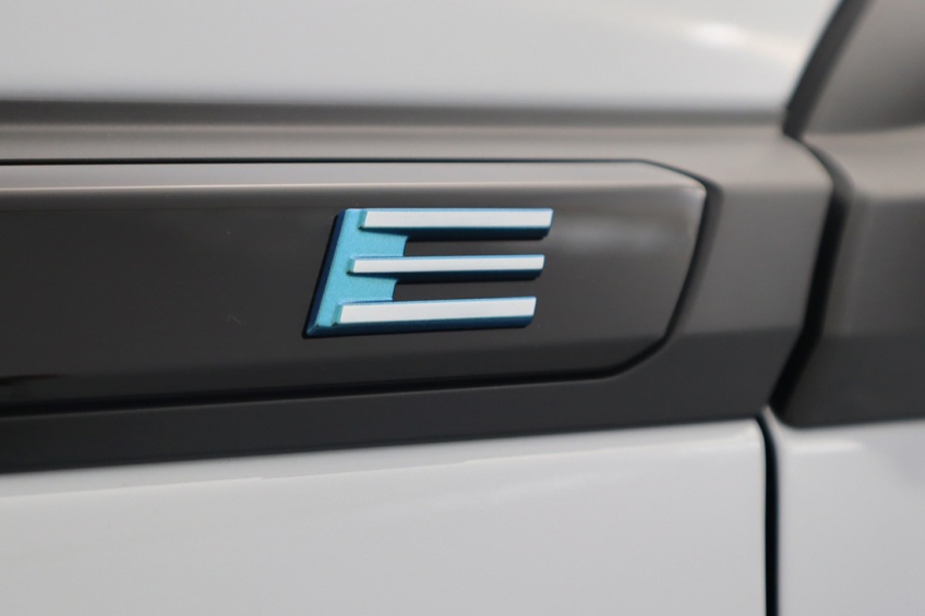 Peugeot E-2008 ALL 156CV(115KW)-BATERIA 54KWH