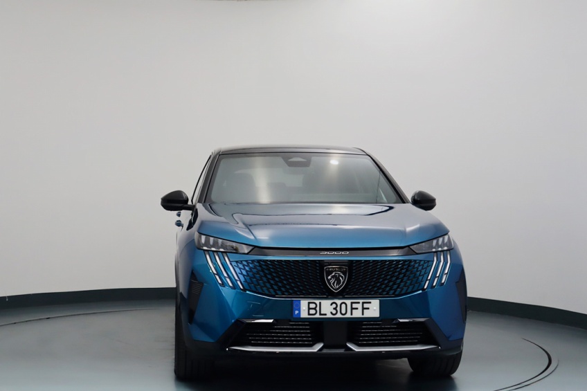 Peugeot E-3008 GT EL�TRICO 210CV 157KW BATERIA 73KWh