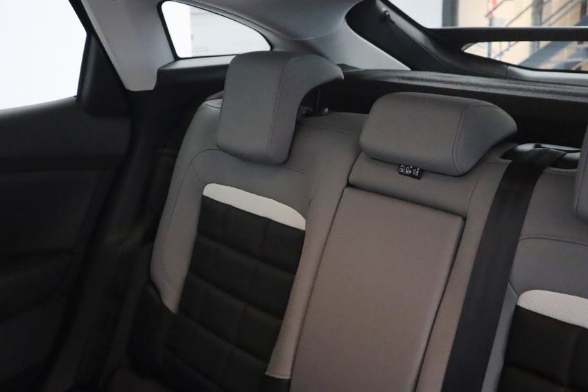 Citro�n CITRO�N C4 H�brido 136 �-DCS6 Max