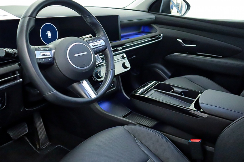 Hyundai TUCSON HYBRID