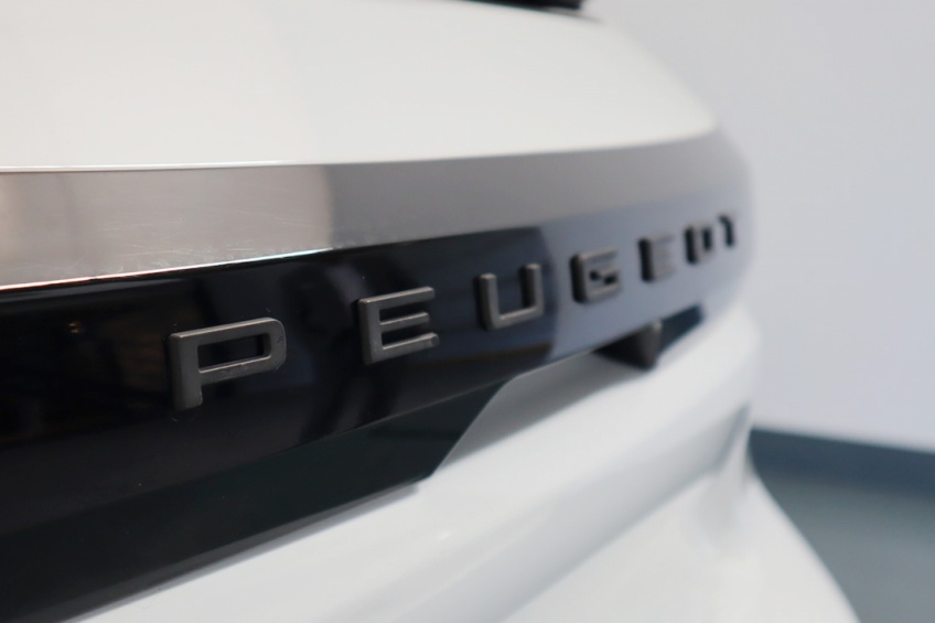 Peugeot E-208 STYLE EL�TRICO