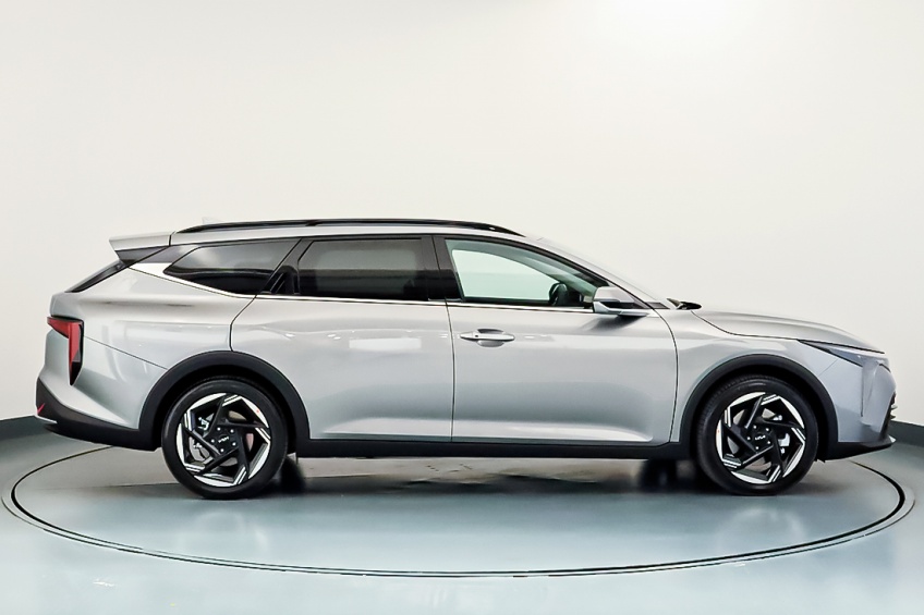 Kia K4 SW 1.0 T-GDI TECH