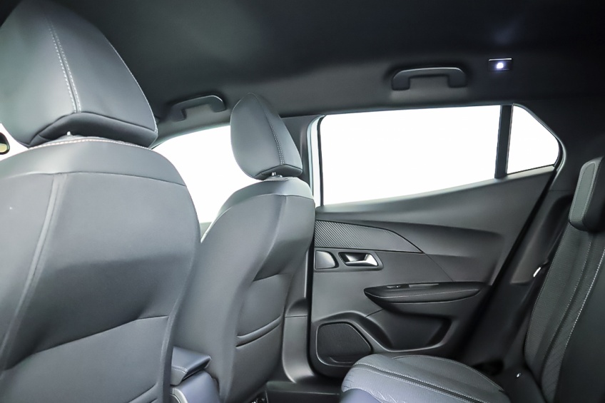 Peugeot 2008 ALLURE 1.2 GASOLINA 100CV
