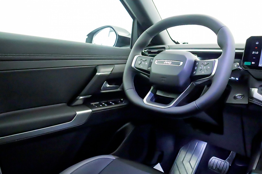 Jeep Compass Summit
