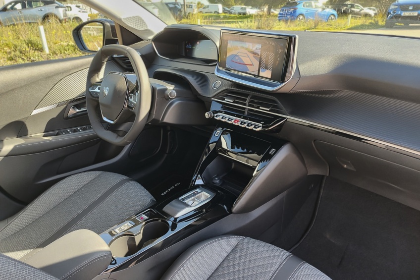 Peugeot e-208 Allure Pack 50 KWh 136 Cv