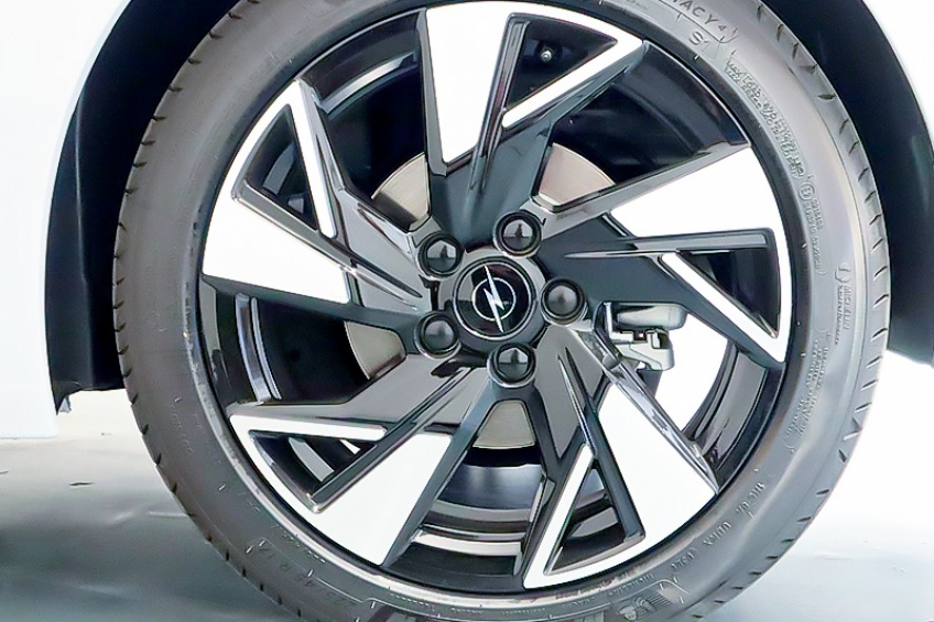 Opel ASTRA SPORTS TOURER