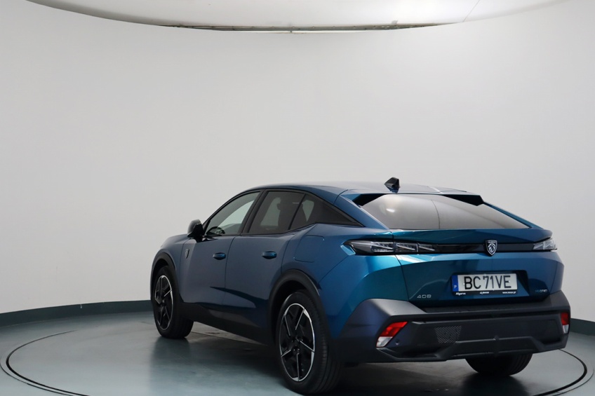 Peugeot 408 GT Plug-In Hybrid