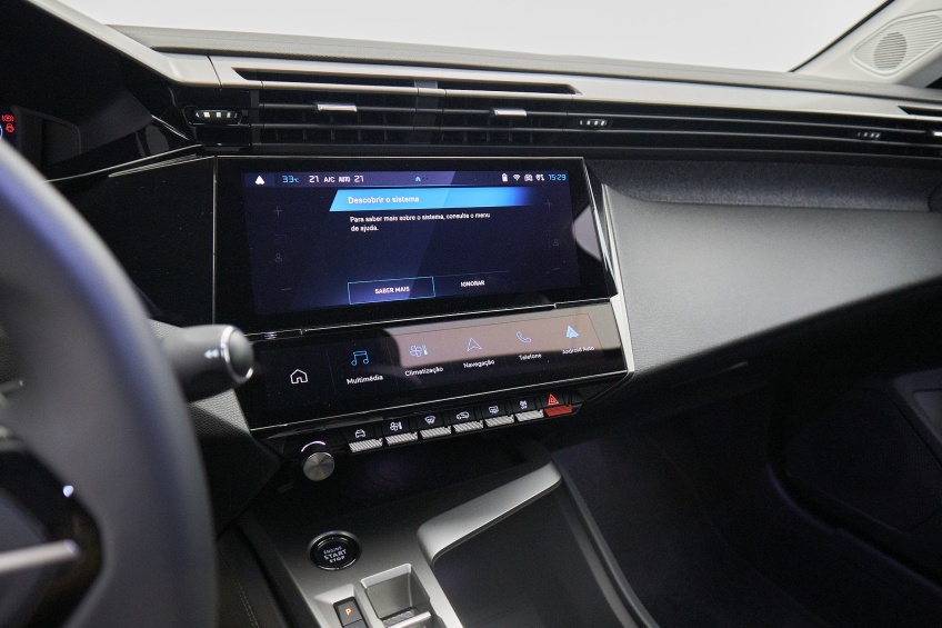 Peugeot 408 Allure Plug-In Hybrid